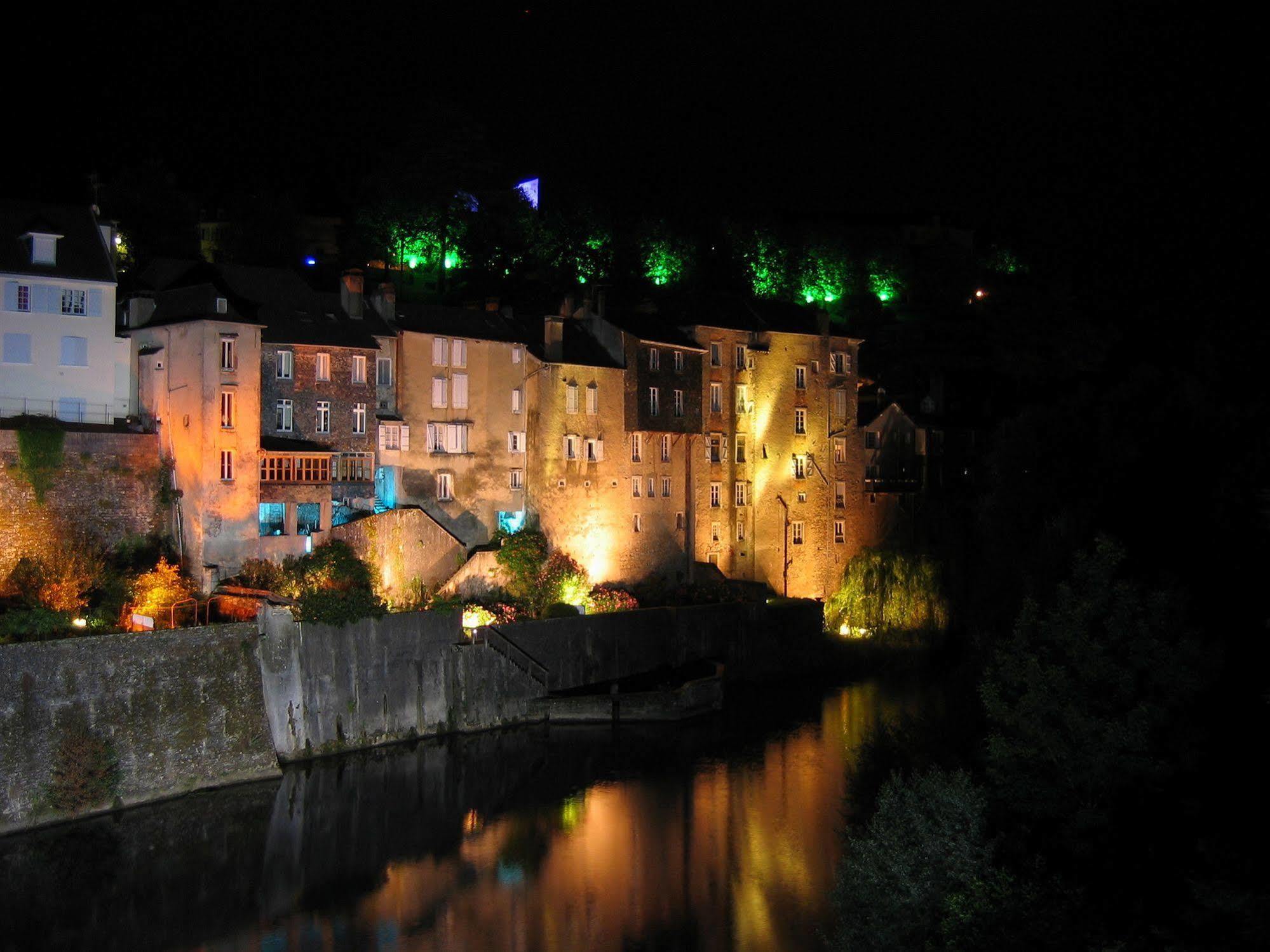 Couett'Hotel Oloron Sainte Marie Oloron-Sainte-Marie Exterior foto
